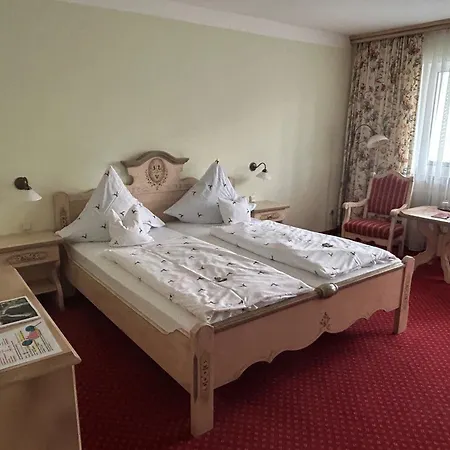 Готель Hubertushof Garni